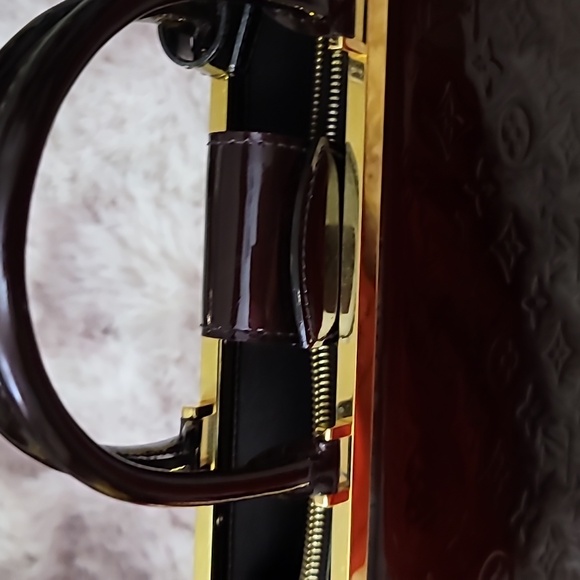 Authentic Louis Vuitton 0Monogram Vernis business handbag - Picture 3 of 8